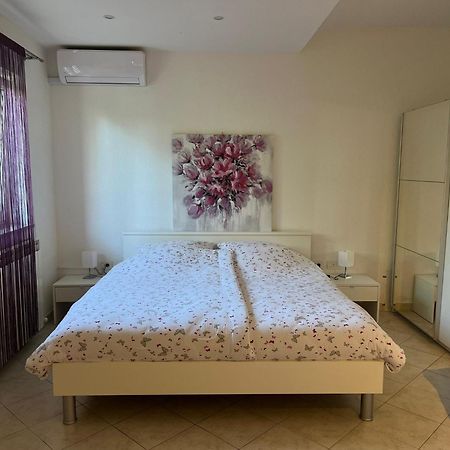 Appartamento Toni777 Rovigno Esterno foto